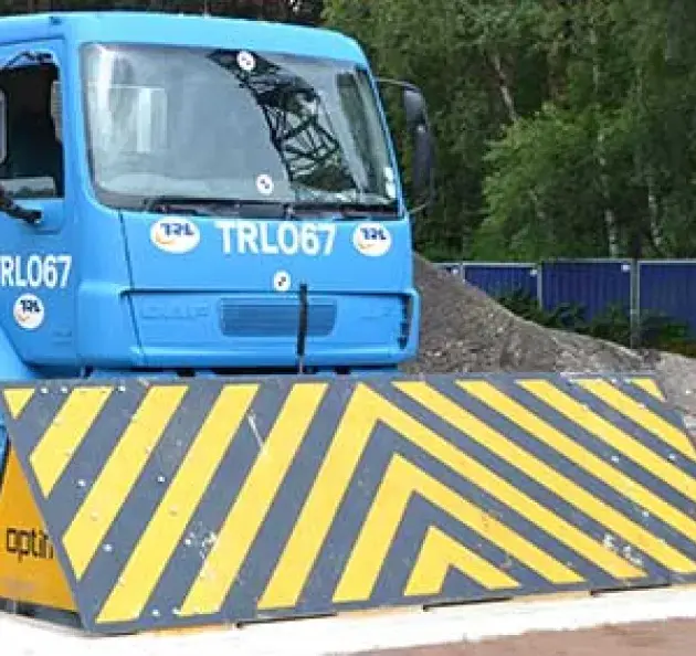 Hydraulic Road Blocker l HRR-HS-4100